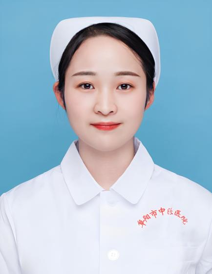 医德医风个人事迹材料——医务工作者胡源源